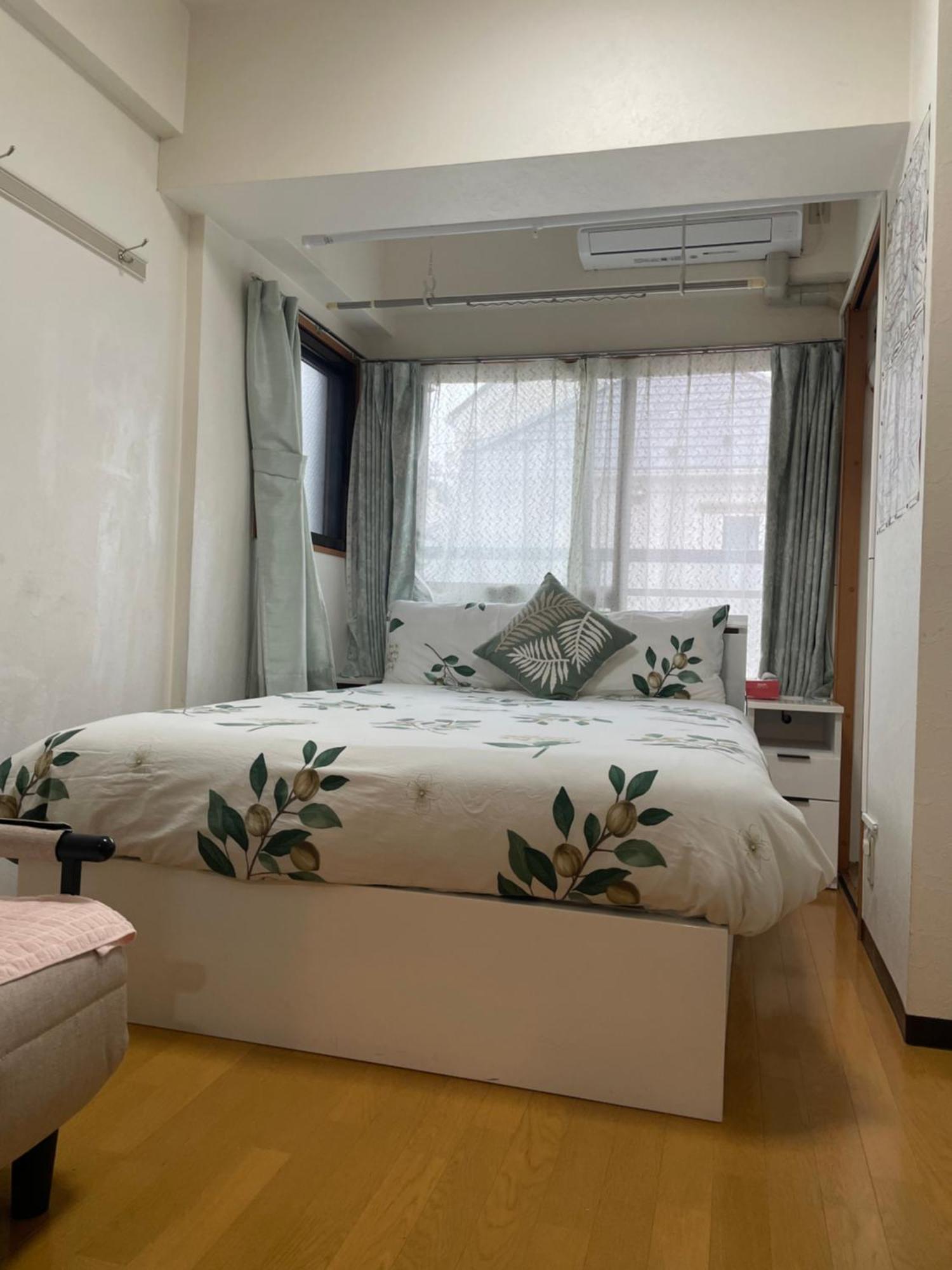 新宿安靜の家-A Quiet Home In Shinjuku - A 26 Square Meter Double Bed Room That Feels Like Home Токіо Екстер'єр фото